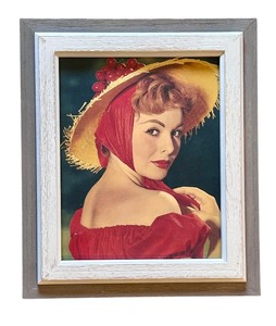 lot 139 image: Vintage Pin Up Style Framed Picture