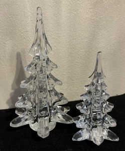 lot 207 image: Two Silvestri Glass Tree Figurines