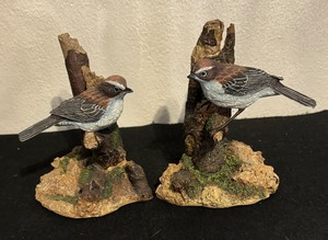 lot 211 image: Sparrows Club Bird Figurine Bookends