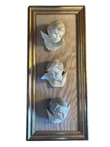 lot 174 image: Vintage Angel Wall Hanging