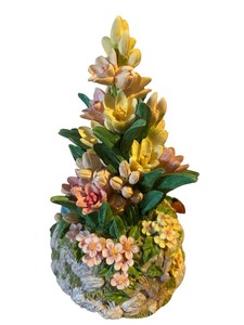 lot 176 image: Gorgeous Fairy Garden Music Box