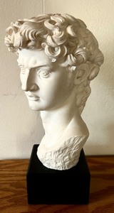 lot 137 image: Large Italian Crafted Bust Statue