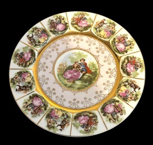 lot 334 image: Vintage Royal Vienna Love Story Platter with Golden Accents