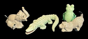 lot 347 image: Decorative Metal Alligator, Frog, Elephant and Dog Figurines