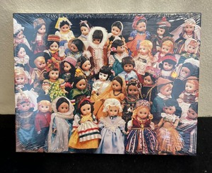 lot 360 image: New Springbok 500 Piece Madame Alexander Doll Collection International Puzzle