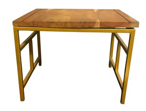 lot 423 image: Modern Design Accent Table