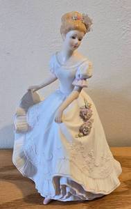 lot 393 image: Masterpiece Porcelain Lady Caroline Figure