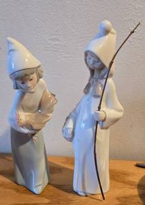lot 397 image: Pair of Delicate Lladro Figurines