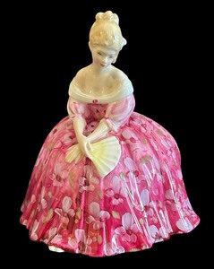lot 467 image: Royal Doulton Victoria Figurine HN 4271 Vintage Limited Edition