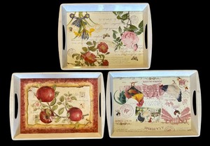 lot 462 image: Three Beautiful Home Essentials Plastic Trays