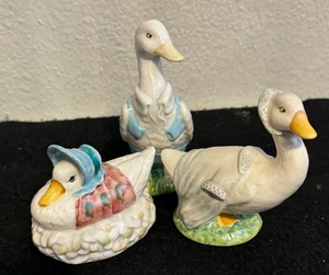 lot 449 image: Beatrix Potter Figurines including Rebecca Puddle-Duck, Mr. Drake Puddle-Duck and Jemima Puddle-Duck