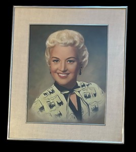lot 521 image: Betty Grable Portrait Framed Print