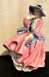 lot 533A image: Top O the Hill Figurine by Royal Doulton HN 1849