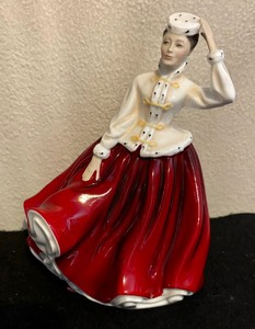 lot 539 image: Royal Doulton Gail Figurine HN 2937