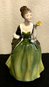 lot 541 image: Royal Doulton Fleur Figurine HN 2368