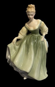lot 596 image: Royal Doulton Fair Lady Figurine HN 2193
