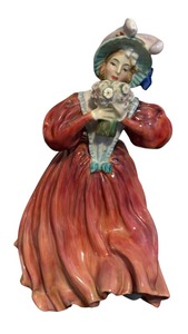 lot 601 image: Royal Doulton Marguerite Figurine HN 1961