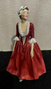 lot 630 image: Gwynneth Figurine by Royal Doulton