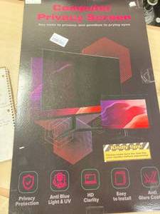 lot 32 image: Brand New in Box 27 169 Computer Privacy Screen