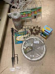lot 93 image: Lot of New and Used Garden Items