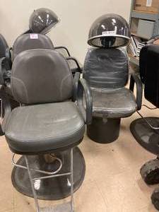 lot 105 image: Adjustable Height, Full Swivel Salon Chair & Salon Hair Drying Chair