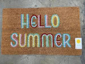 lot 14 image: Sun Squad Hello Summer Coir Doormat 18x30 Inch