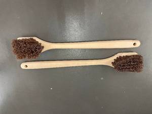 lot 48 image: NM 3 - Set of 2 Industrial Cleaning Brushes with Long Handles