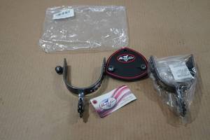 lot 82 image: Professionals Choice Roping Spurs - Adult