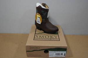 lot 89 image: Smoky Mountain Boots -Toddler Size 6.5