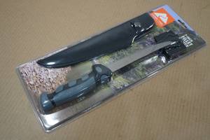 lot 156 image: Ozark Trail 7 Fillet Knife