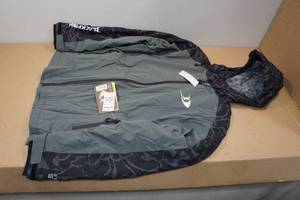 lot 161 image: Blackfish Stormskin Squall Jacket -Large