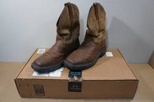 lot 180 image: Ariat Groundbreaker Wide Square Toe Western Work Boots -Size 15