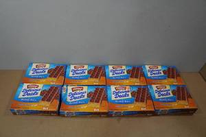 lot 189 image: 8 8-Packs Delicious Deals Buddy Bars