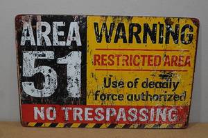 lot 190 image: Novelty Metal Sign -Area 51