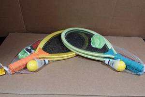 lot 17 image: 2 Racket Game Sets
