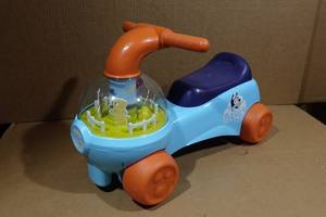 lot 55 image: Bluey Kids Ride-on Toy