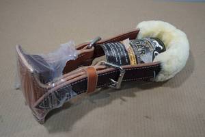 lot 75 image: Professionals Choice The Dare Cribbing Control Collar