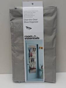 lot 43 image: 15 Pocket Over the Door Hanging Shoe Organizer Gray - Room Essentials