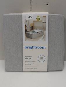 lot 46 image: Underbed Fabric Bin with Lid Light Gray - Brightroom