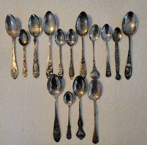 lot 154 image: Sterling Silver Souvenir Spoons  205g