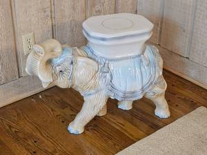lot 23 image: Ceramic Persian Elephant Garden Stool