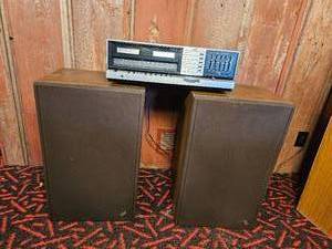 lot 40 image: JVC Model JR-S201 Receiver & DLK Model Sk-1000 Speaker Set