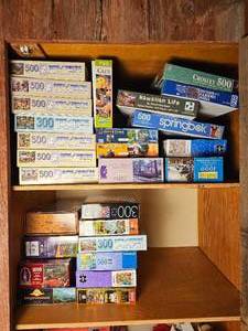 lot 316 image: Huge Puzzle Collection