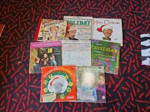 lot 225 image: Vintage Holiday Vinyl Group
