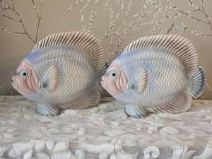 lot 260 image: Funky Vintage Italian Painted Ceramic Sculpure Pair