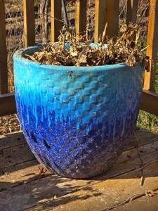 lot 243 image: Bright Ceramic Blue Drip Glaze Planter
