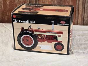 lot 242 image: Precision Series Die Cast Tractor - Farmall 460 Tractor - 116 - Original Packaging