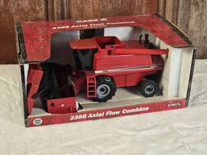 lot 240 image: ERTL Die Cast Tractor - Case 2388 Axial Flow Combine - 132 - Original Packaging