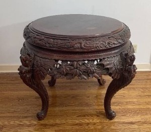 Breathtaking Japanese Meiji Period Carved Dragon Mahogany Round Accent Table