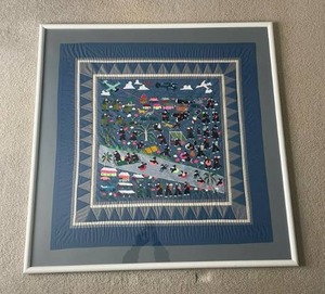 lot 275 image: Amazing Hmong Fine Art Textile Story Cloth - C